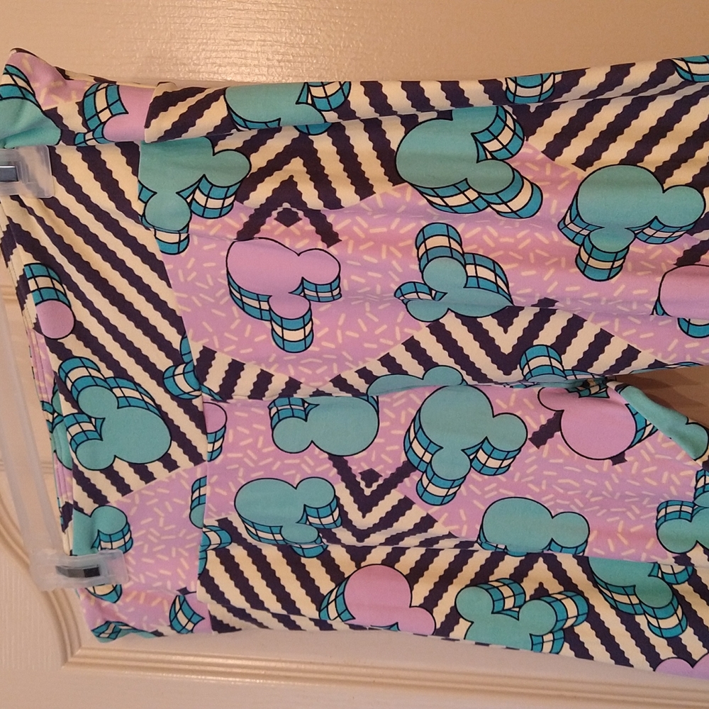 NWOT- LuLaRoe Disney/Mickey Mouse Leggings Tall & Curvy